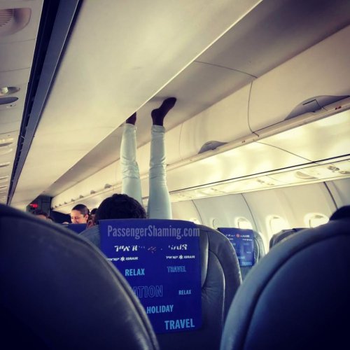 24 авиапассажира, с которым никому не хотелось бы оказаться на одном рейсе