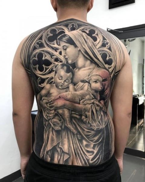 Крутые татуировки на всю спину (32 фото)