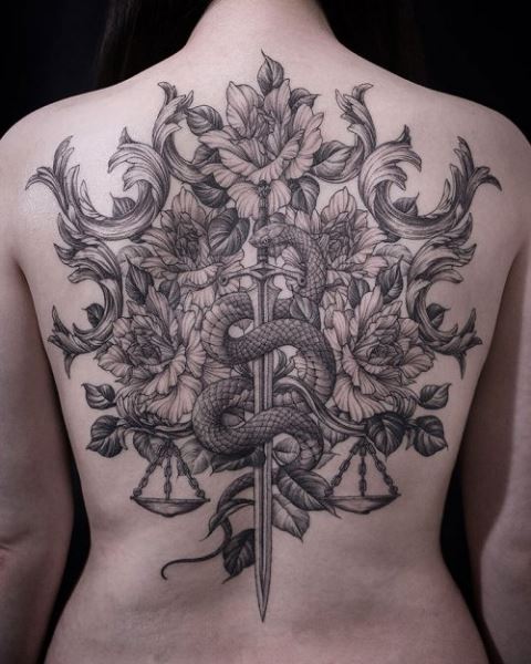 Крутые татуировки на всю спину (32 фото)